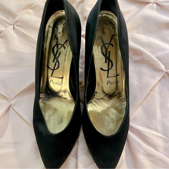 ✨HOST PICK✨Vintage YSL black pumps - Picture 2 of 11